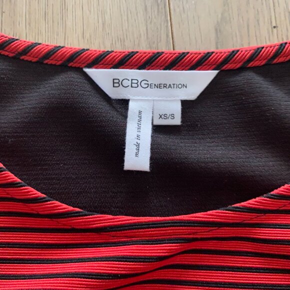 BCBGeneration Red Striped Cropped Shirt - Picture 5 of 12
